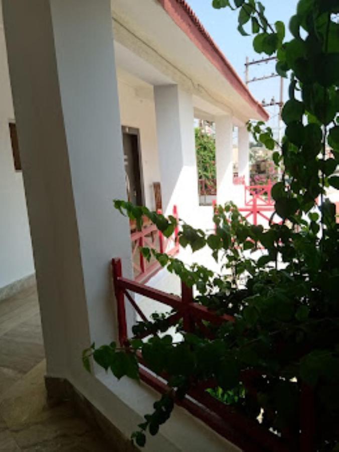 Hotel Mp Tourist Bunglow , Chitrakoot Sitapur Muafi Exterior foto