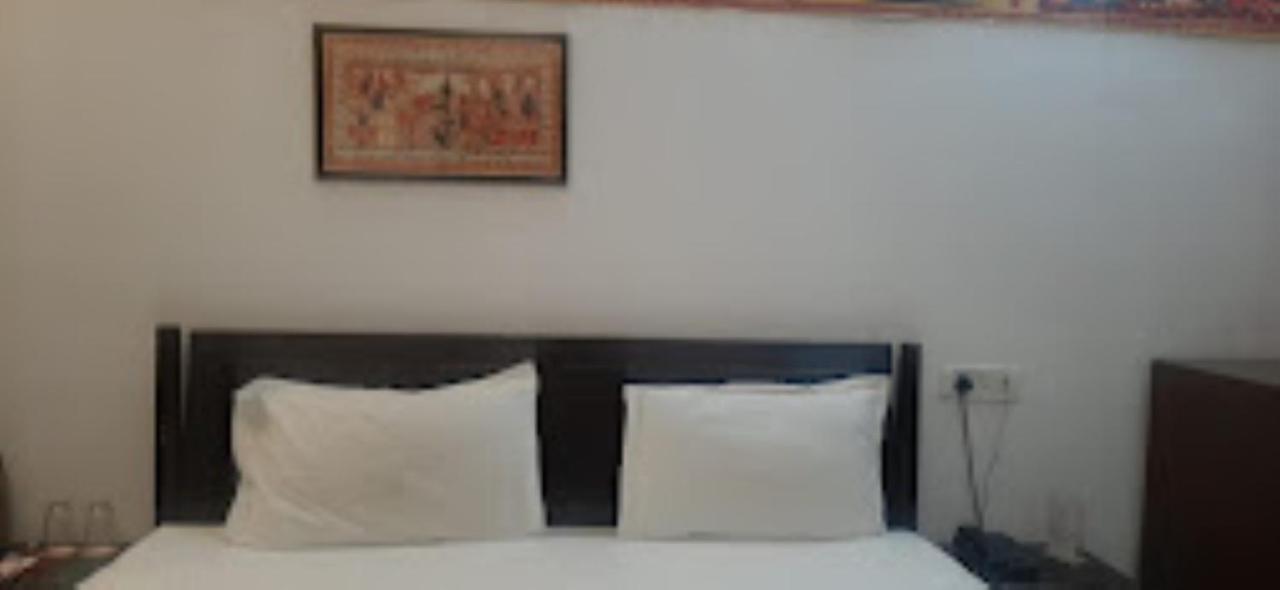 Hotel Mp Tourist Bunglow , Chitrakoot Sitapur Muafi Exterior foto